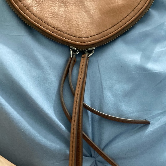 Abercrombie & Fitch Brown Leather Crossbody Bag - Picture 3 of 6